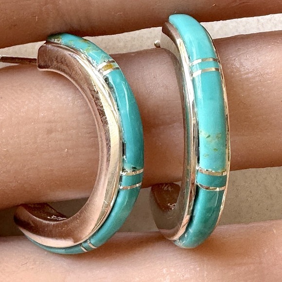 Amazon.com: Genuine Sleeping Beauty Turquoise Half Hoop  Slender Navajo Turquoise Hoop Earrings 1in Signed Native Amer 925 Sterling